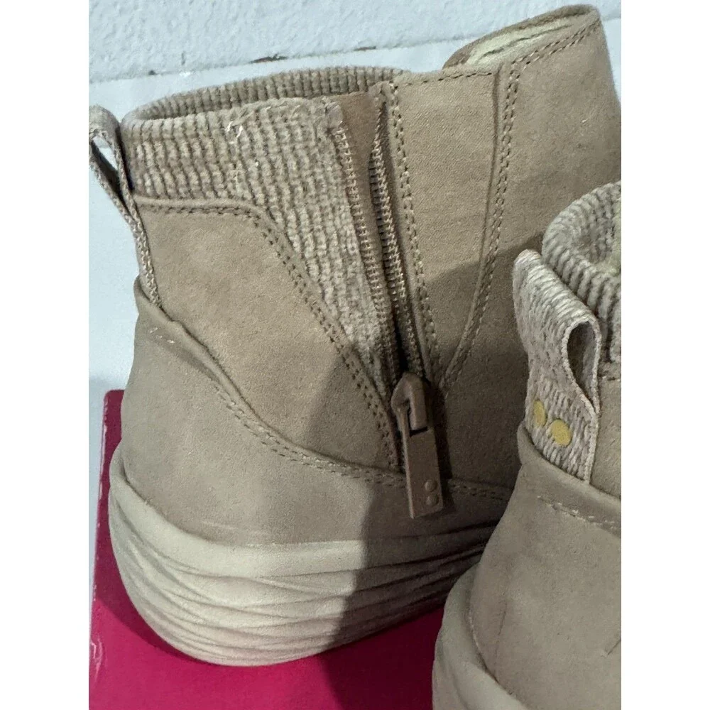 Ryka Women’s Noelle Next Water Resistant Wedge Ankle Boots Size 6 1/2
